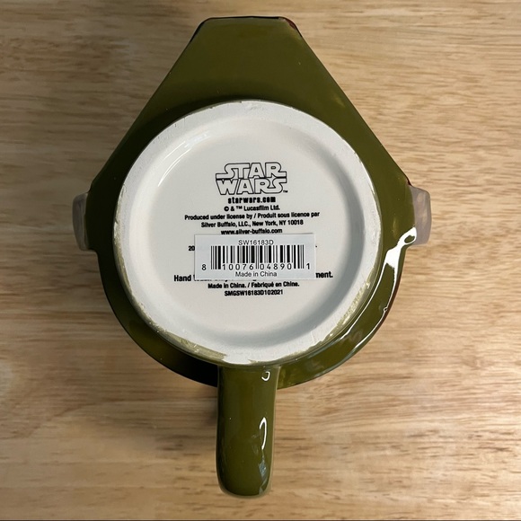 NIB Boba Fett Helmet Ceramic 3D Mug with Battle Scars (20 Ounces) - Picture 14 of 16